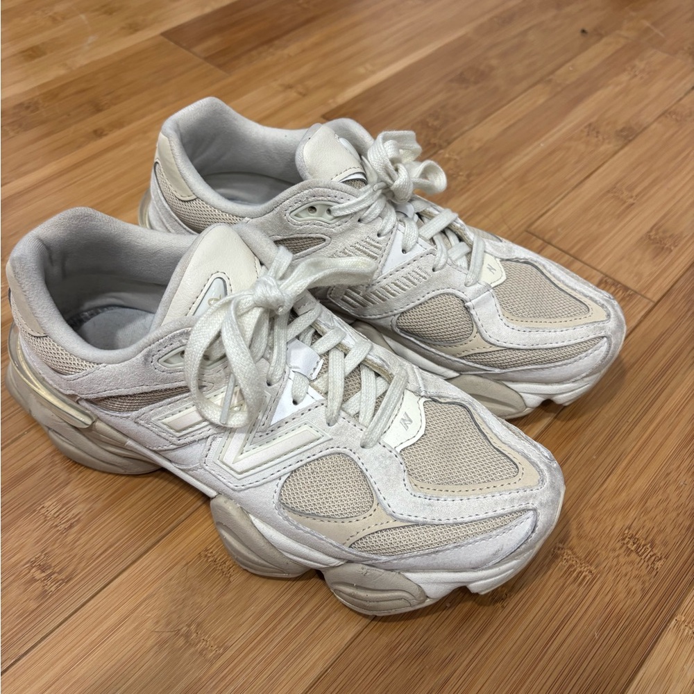 New Balance Cream and White Women's Sneakers